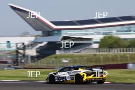 #91 - Darren Leung / Dan Harper - Paradine Competition BMW M4 GT3 Evo