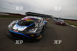 #78 - Alex Martin / Sandy Mitchell - Barwell Motorsport Lamborghini Huracan GT3 Evo2 