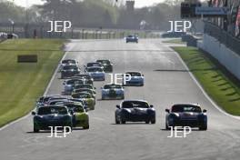 Start - #27 - Alfie Slater - R Racing leads 