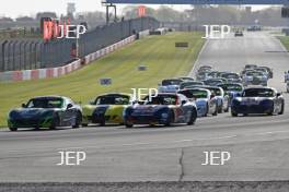 Start - #27 - Alfie Slater - R Racing leads 