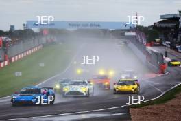 Start of the GT4 Race - #84 - Revie Lake / Blake Angliss - Paddock Motorsport - McLaren Artura GT4 lead