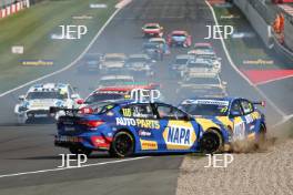 #116 Ash Sutton - Napa Racing UK ? Ford Focus Titanium Saloon Spins into Teammate #27 Dan Cammish - Napa Racing UK - Ford Focus Titanium