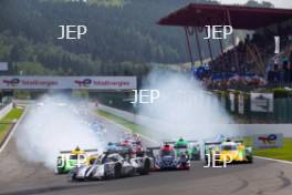 #18 - IDEC Sport - Jamie CHADWICK - Valerio RINICELLA - Laurents HÖRR - Oreca 07-Gibson Leads Race Start