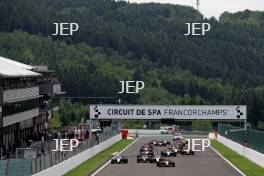 Start of Race 3 - #20 - Nikita Bedrin - VRD Racing leads