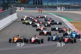 Race Start #51 - Fred Green - Elite Motorsport - #8 - Thomas Ingram Hill - Fortec Motorsports Leads