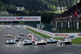Start of the Hypercar race - #94 Peugeot TotalEnergies - Peugeot 9X8 - Loic Duval / Malthe Jakobsen / Theo Pourchaire leads