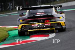 The #91 Manthey DK Engineering - Porsche 911 GT3 R LMGT3 - James Cottingham / Timur Boguslavskiy / Ayhancan Guven driving